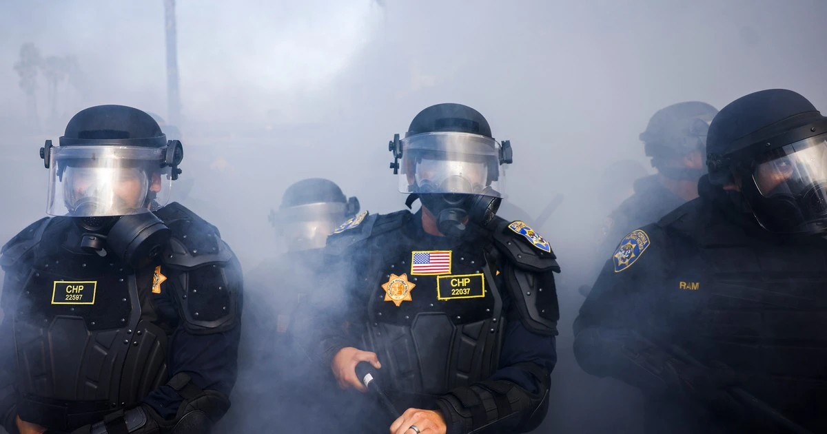 Gwardia Narodowa na ulicach Los Angeles. Gubernator z apelem do Donalda Trumpa