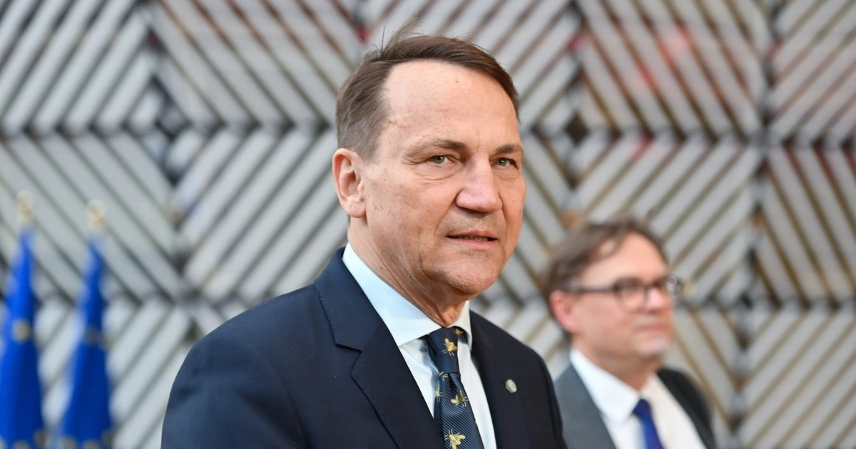 Radosław Sikorski o rozmowach z Iranem. 