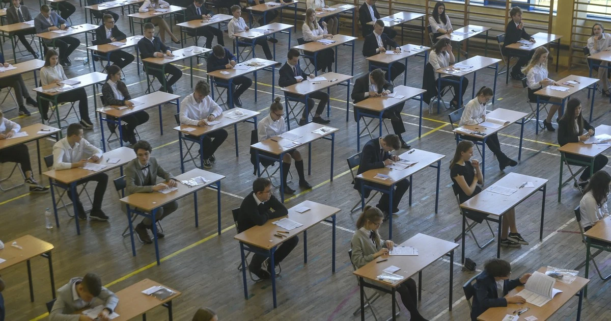 Ruszają egzaminy ósmoklasistów. Dziś uczniowie zmierzą się z językiem polskim