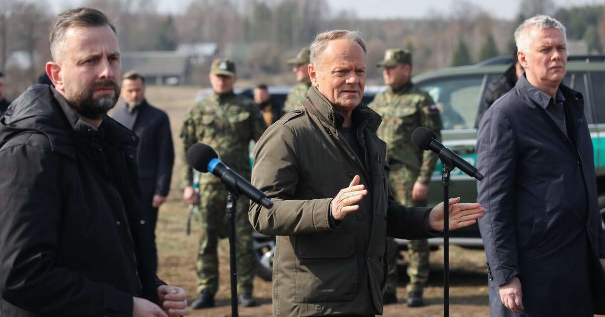 Donald Tusk pokazał nagranie z migrantami. 