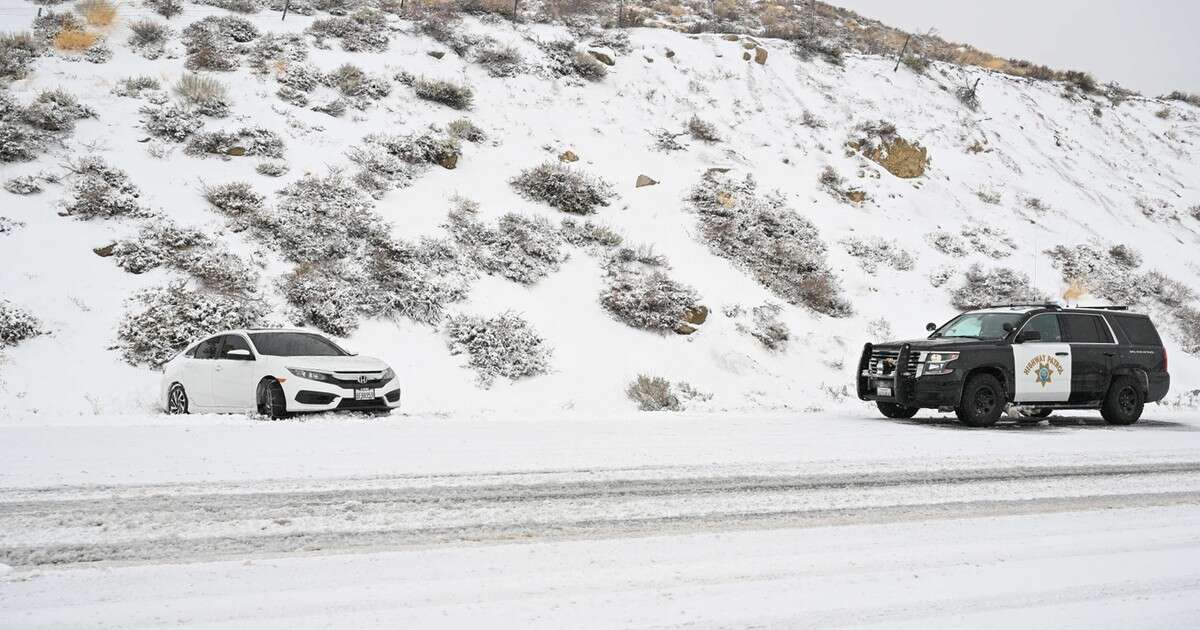 Ekstremalne warunki pogodowe w USA. Tornado, śnieżyce i burze lodowe