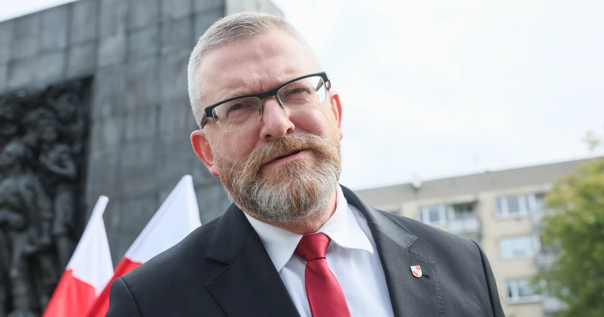 Kolejne kłopoty Grzegorza Brauna. Minister sprawiedliwości zapowiada stanowcze kroki