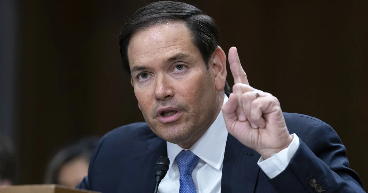 Marco Rubio po rozmowie Siergiejem Ławrowem. 