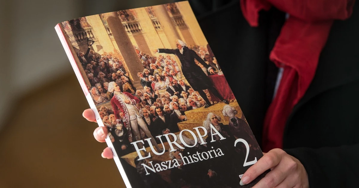 Zielone światło dla nowego podręcznika. 