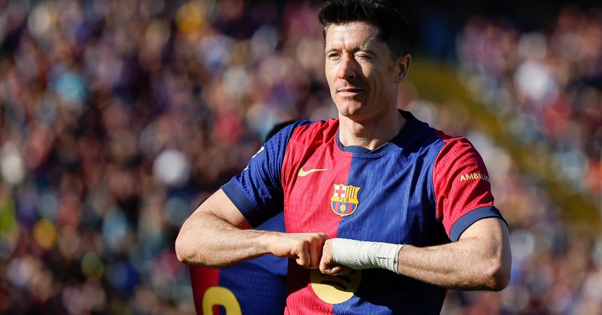 Hiszpanie mają nową teorię o Robercie Lewandowskim. 