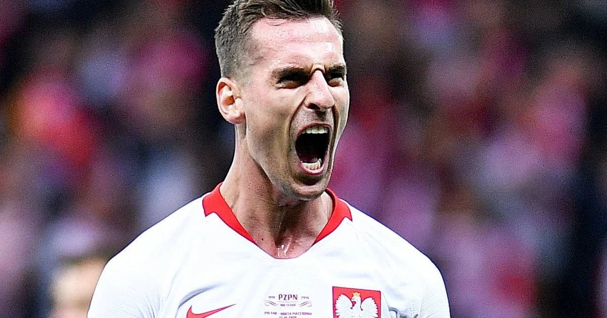 Tyle naprawdę zarabia Arkadiusz Milik. Włosi ujawniają