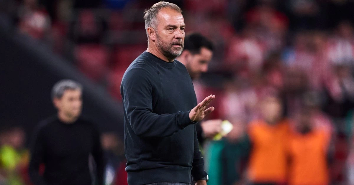 Czterech zawodników na wylocie z Barcelony! Hansi Flick nie ma wyjścia