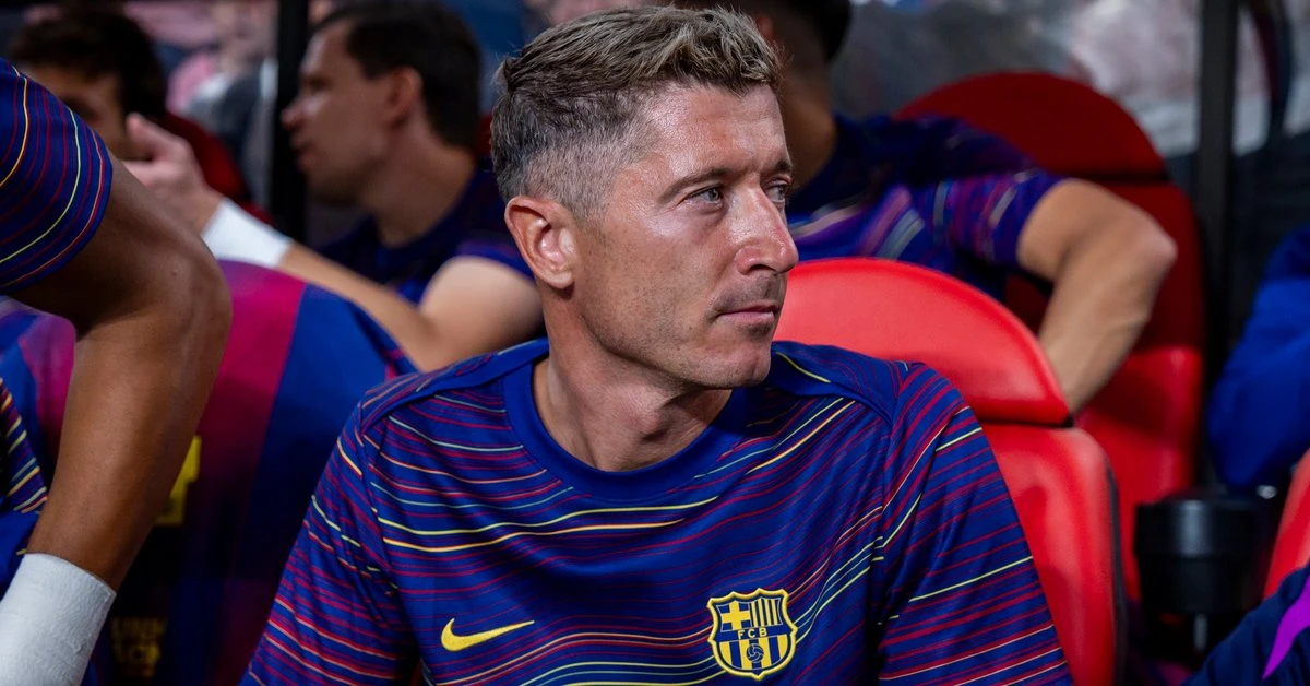 Robert Lewandowski musiałby zrezygnować z milionów. Oto warunek transferu