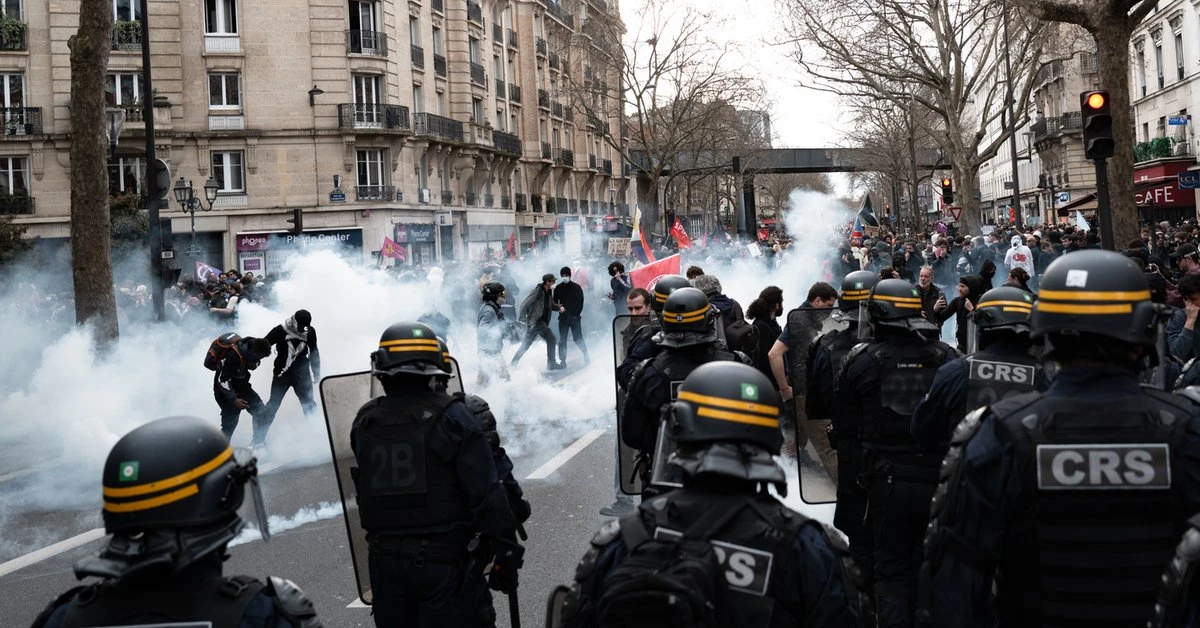 W Paryżu obawiają się zamieszek. Mobilizacja francuskiej policji