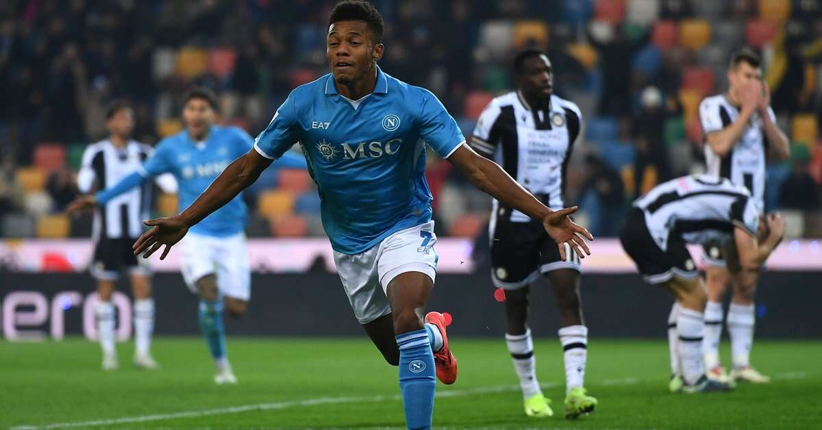 SSC Napoli nie traci dystansu do lidera. Cenne zwycięstwo w Udine