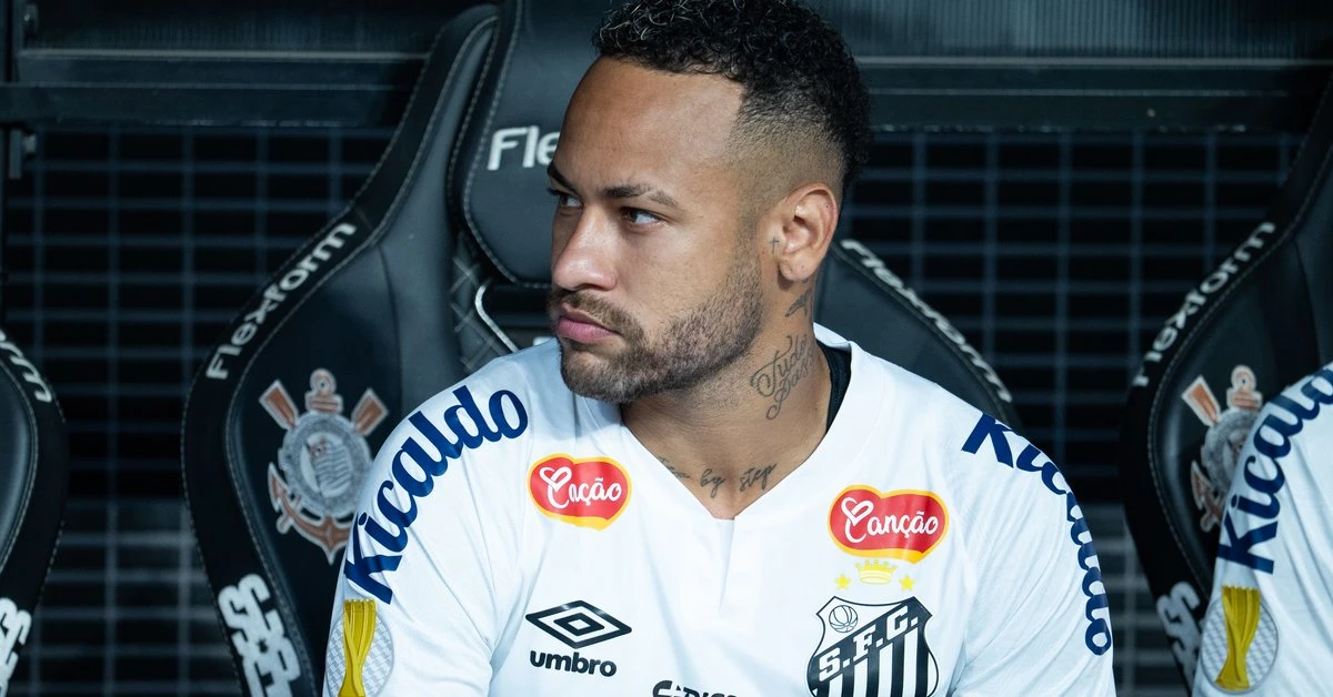 Neymar podpadł kibicom. A nawet nie zagrał!