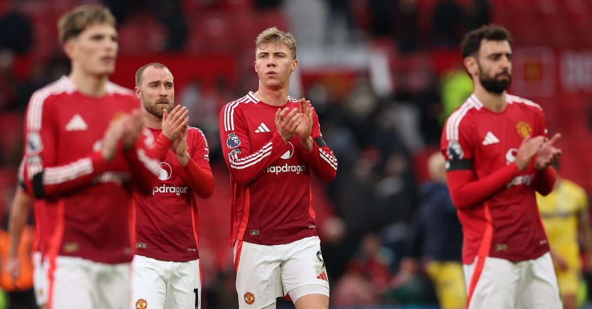 Manchester United gra o awans. Stawką 1/8 finału [WYNIK NA ŻYWO]