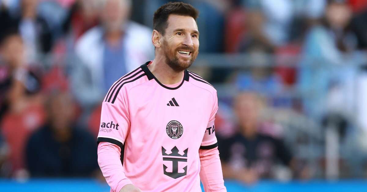 Lionel Messi wciąż na liście płac Barcelony. Klub walczy z długami