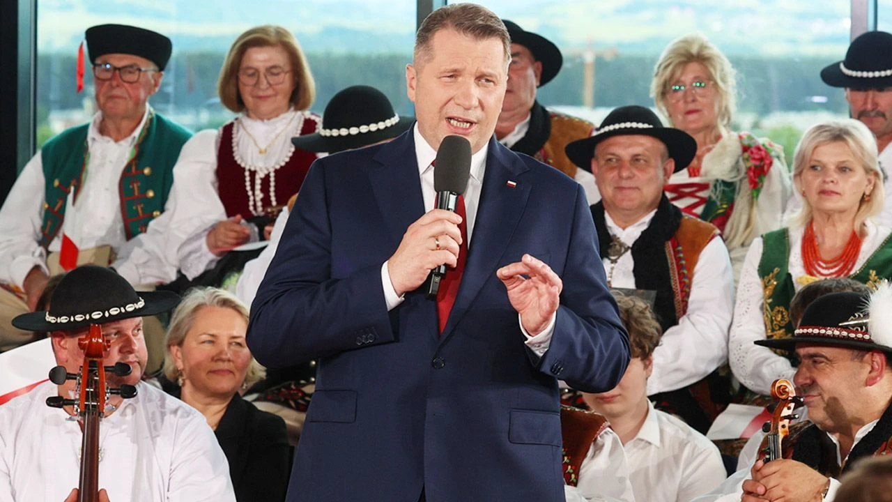 Kolejna awantura o UPA. Czarnek żąda dymisji rządu
