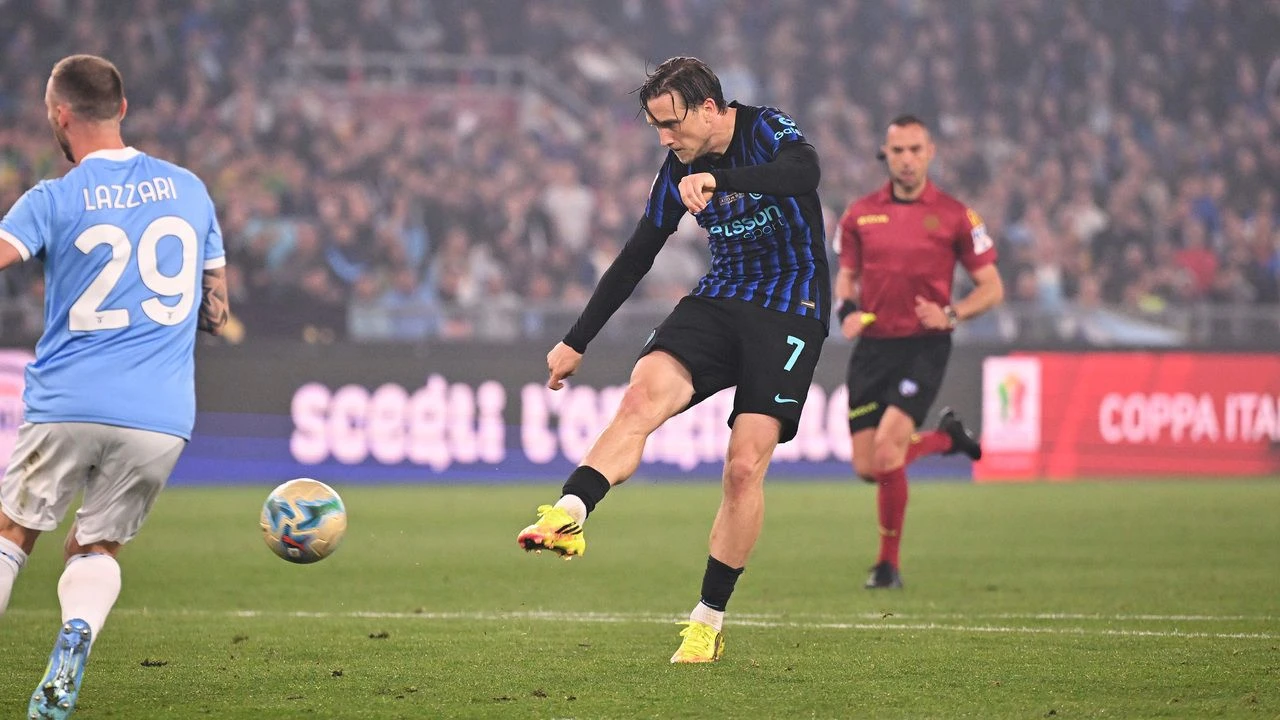 Piotr Zieliński z Pucharem Włoch. Inter pokonał Lazio