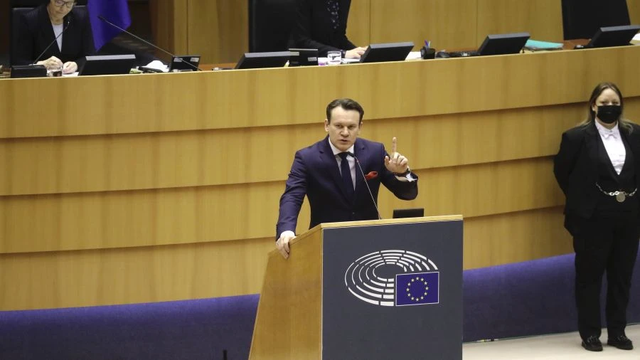 „To szaleństwo!” Tarczyński we francuskiej TV o Nord Stream 2 [WIDEO]