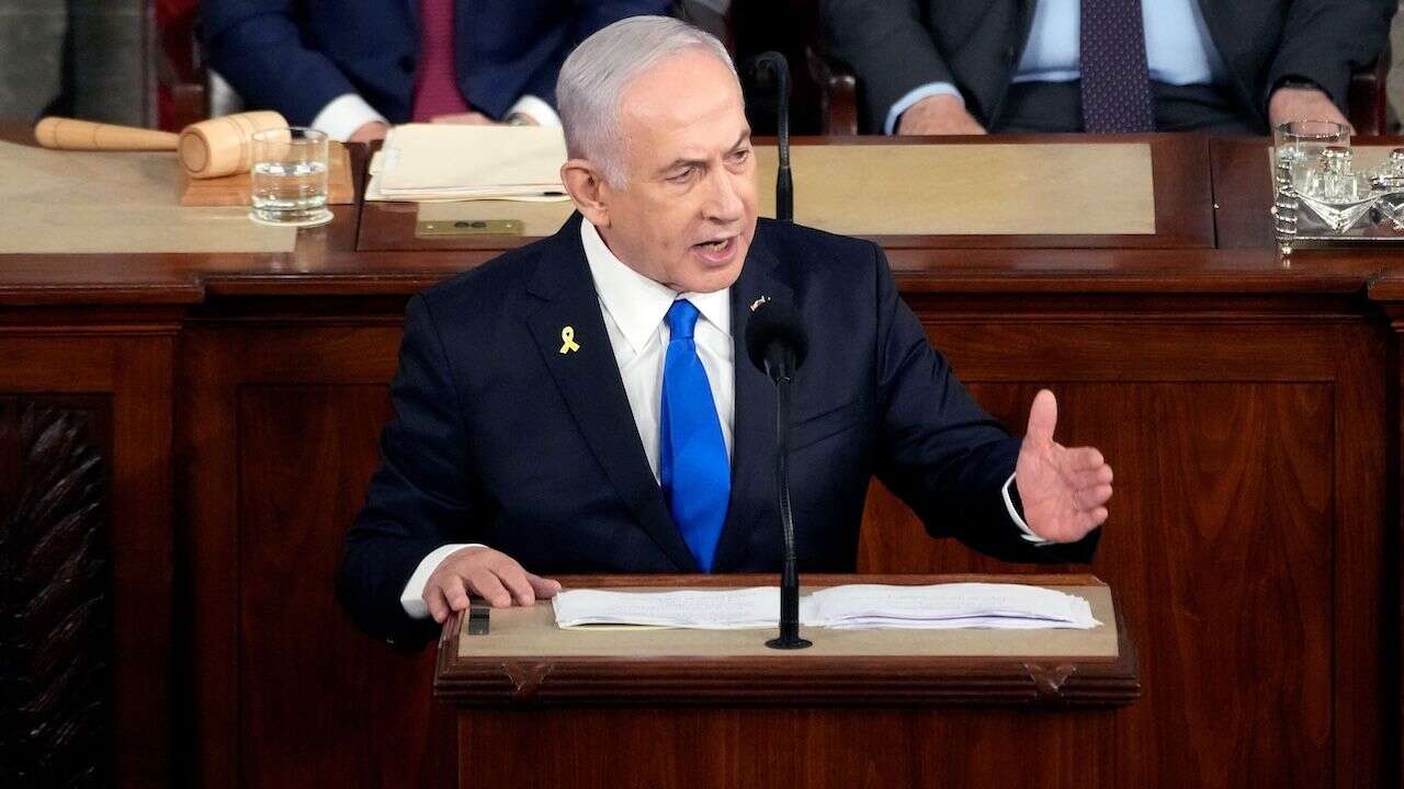 Netanyahu znów straszy. „Hamas słono zapłaci za śmierć zakładników”