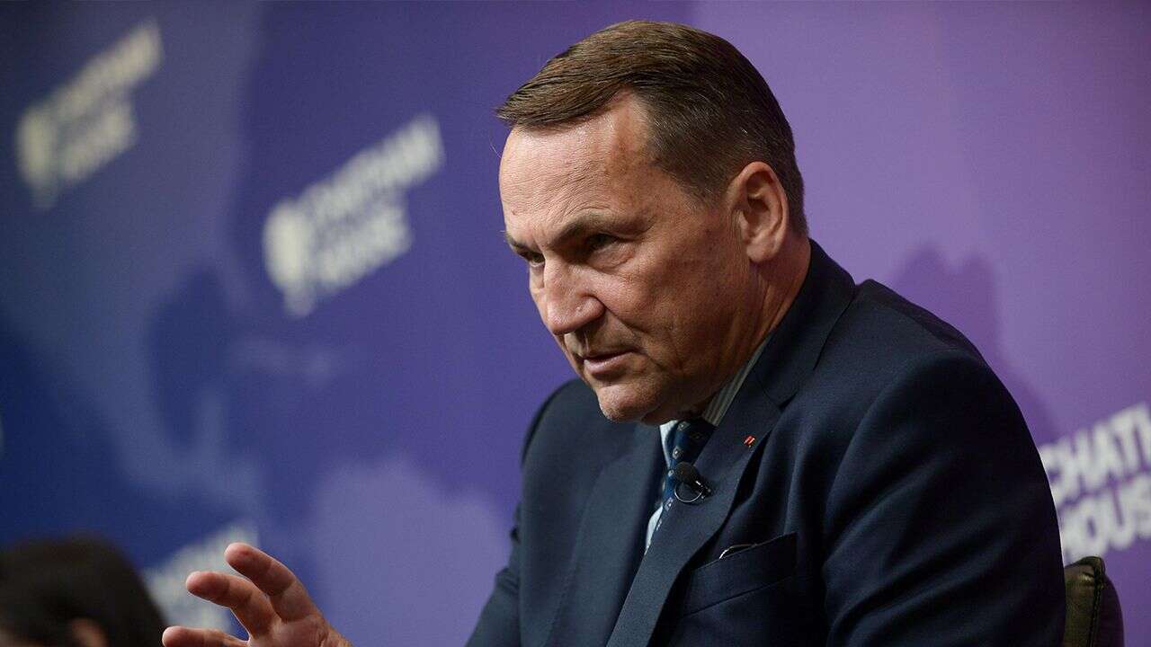 Sikorski: Mamy obowiązek zestrzeliwać nadlatujące rosyjskie pociski