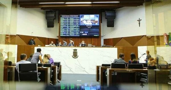 Pacote de recuperao econmica recebe 1 aprovao da Cmara de BH