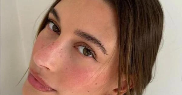 Conheça a Strawberry Girl Summer, make de morango que dá aspecto de saúde