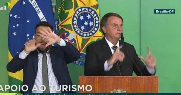 Bolsonaro cita Arthur Weintraub como conselheiro: 'Mente privilegiada'