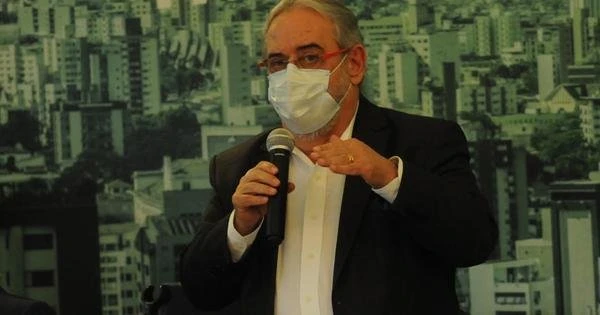 Secretrio de Sade fala s 14h sobre vacinao em BH; acompanhe ao vivo