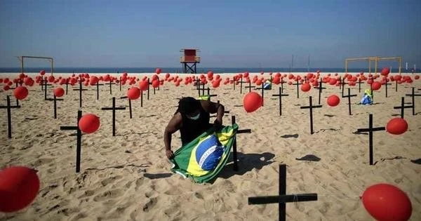 Mais de 500 mil mortos pela COVID-19 e um pas em busca de sadas
