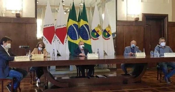 PBH: ensino infantil ao 9 ano pode voltar s aulas em tempo integral