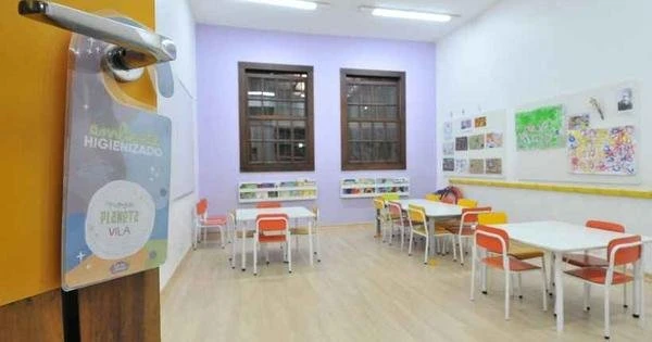 Vereadores de BH fazem avanar projeto que torna escolas servio essencial
