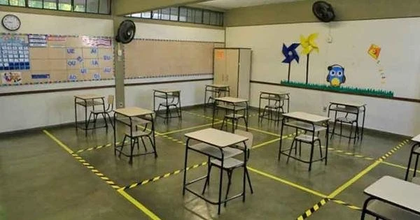 Apenas uma cidade na Zona da Mata retoma as aulas presenciais nas escolas