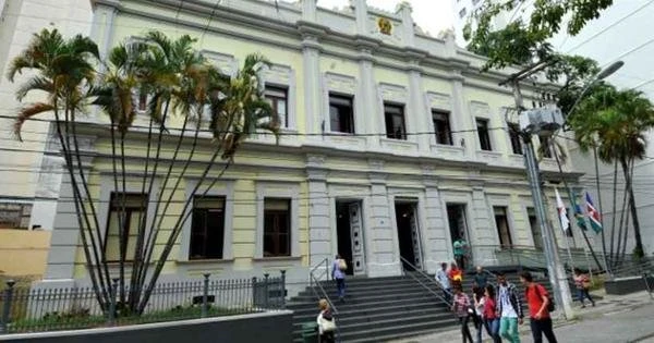 Projeto de lei prev acesso pblico a lista de vacinados em Juiz de Fora