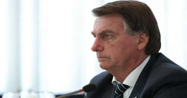 Bolsonaro responsabiliza a COVID-19 pela alta nos preos dos alimentos