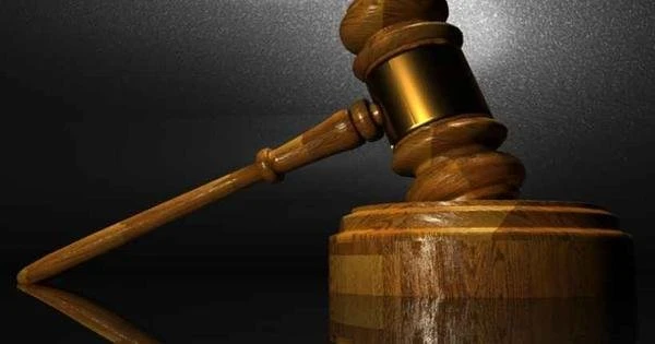 Homem disse que ex-funcionria traa o marido e ter que pagar R$ 6 mil