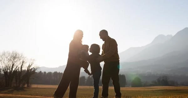 Testosterona cai em homens casados, se comparado aos solteiros