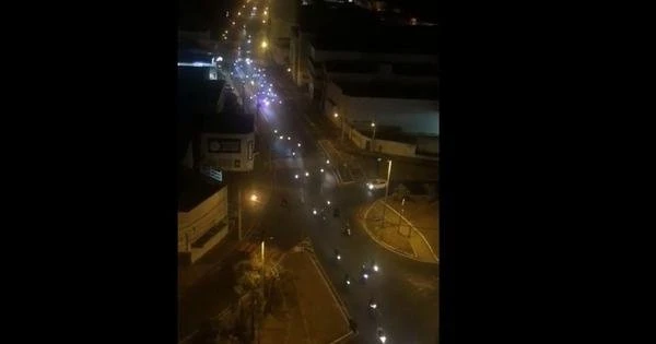 PM de Uberaba acaba com 'rolezinho' de mais de 100 motociclistas