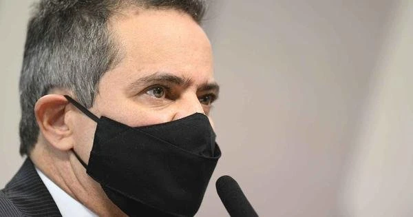 Elcio diz que tratou COVID com cloroquina no hospital: 'Poderia ser pior''