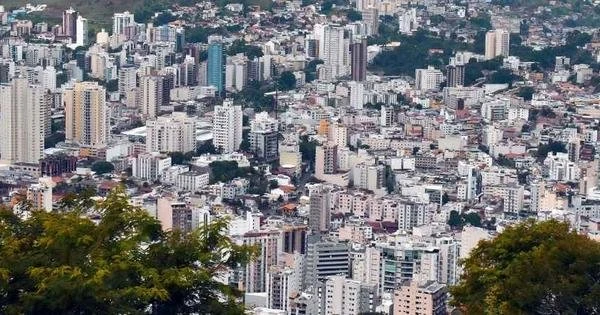 Mais de 7 mil pessoas deixaram de tomar 2 dose em JF, aponta painel da USP