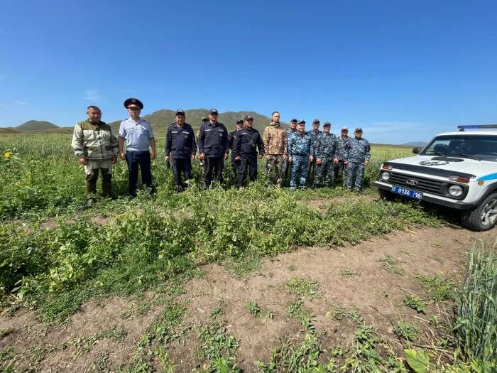 Сутки со сломанной ногой провел в горах житель ВКО