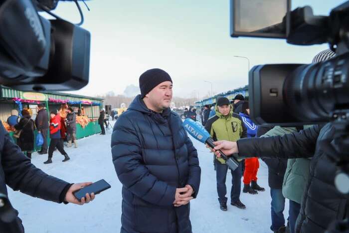 Два района ВКО привезли свою продукцию накануне новогодних праздников (видео)