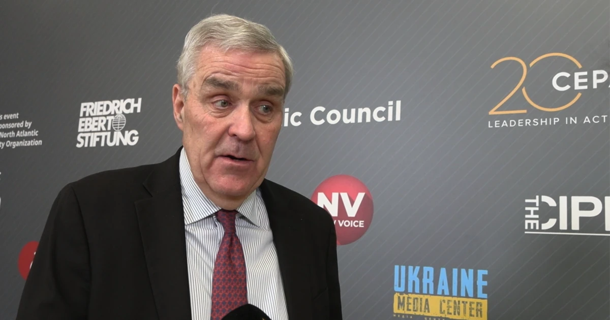 «Україна має якісну перевагу над Росією» – Дуглас Люте про війну, перемир'я і членство в НАТО Україна має бути «остаточним суддею» – колишній постпред США при НАТО