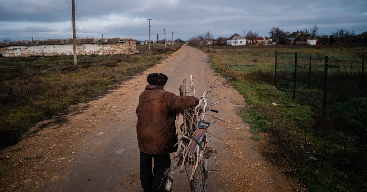 Херсон готується до зими під обстрілами армії РФ: опалення буде не у всіх Чи планують місцеві жителі виїжджати?
