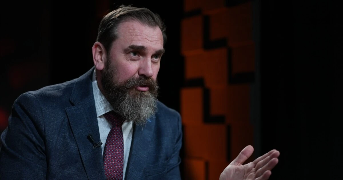 Українська школа у час війни: підземні споруди, дистанційне навчання та дефіцит вчителів. Інтерв'ю з міністром освіти Оксен Лісовий розповів, зокрема, про НМТ і вступну кампанію та оцінив освітні втрати за роки війни