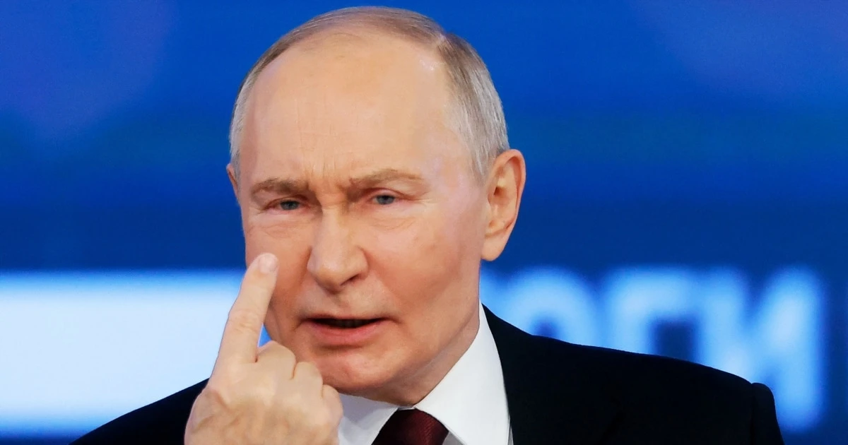 Путін проти істориків. У Росії дослідників архівів сталінських репресій визнають терористами Справа єкатеринбурзького історика Олега Новосьолова: заарештований за статтею «сприяння терористичній діяльності»