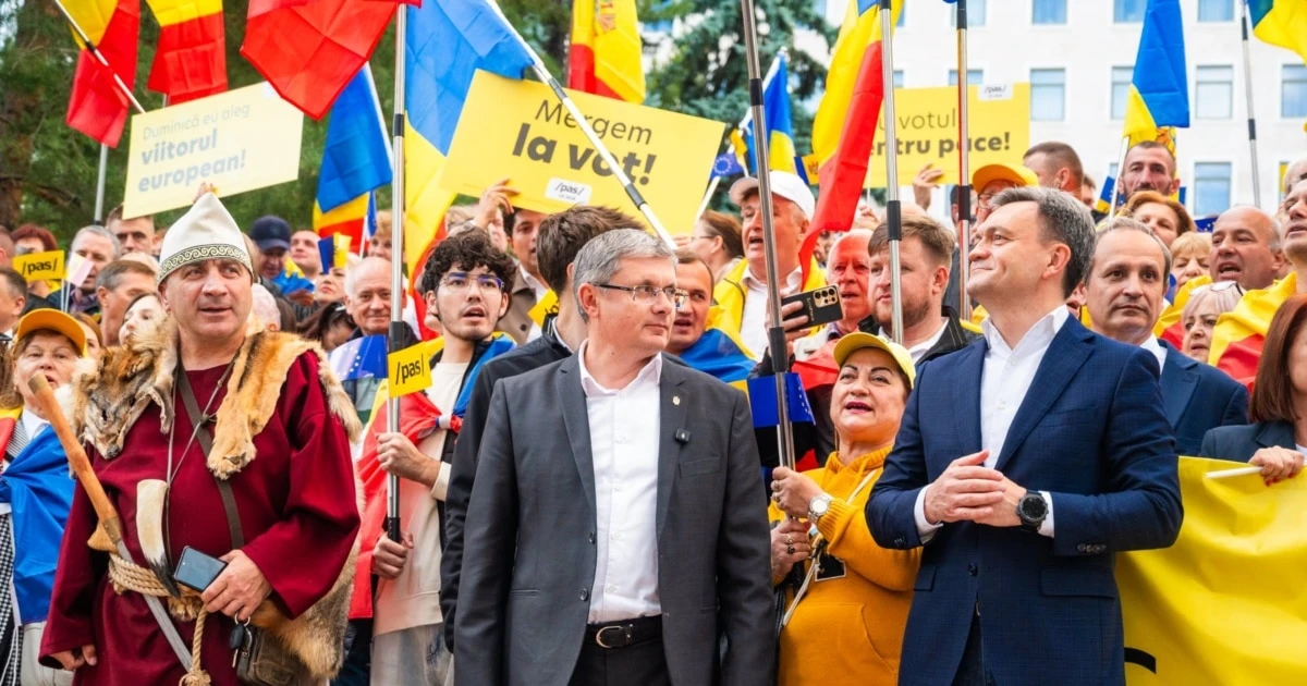 Молдова обрала Євросоюз, а не Москву. Що це означає для України Молдова зберігає проєвропейський курс, але може лишити на цьому шляху Україну позаду