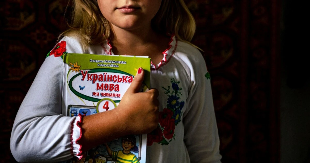 Розірвати зв’язок: Росія виводить боротьбу з українською мовою в окупації на новий рівень Росія офіційно скасовує викладання української мови в школах на окупованих територіях України