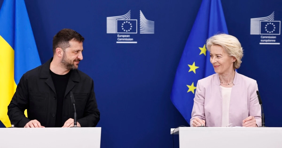 176 мільярдів євро із заморожених активів: як Брюссель хоче допомогти Україні без грошей США ЄС готує сміливий план використати 204 мільярди доларів заморожених російських активів для фінансування України. Ініціатива може покрити більшість потреб Києва на три роки – якщо лідери домовляться, як її реалізувати.