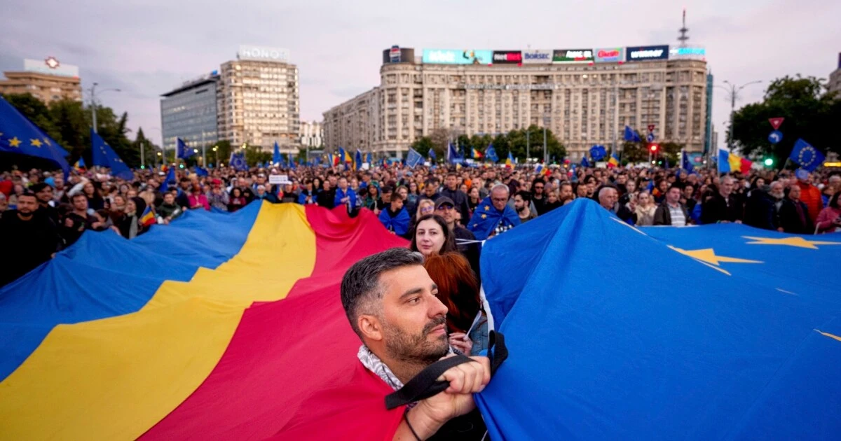 Передвиборча гонка в Румунії добігає кінця. До чого тут СБУ? 18 травня румуни нарешті оберуть президента — вибори, наслідки яких виходять далеко за межі країни