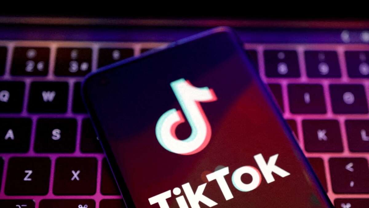 Як за допомогою TikTok проросійський кандидат здобув перемогу у першому турі виборів президента Румунії? Келін Джорджеску критикував НАТО та ЄС, а також закликав припинити допомогу Україні