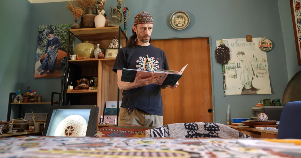 «Крим – це маяк, дім». Рустем Скибін про артефакти і пам'ять кримських татар «Ми збирали орнамент, етимологію, філософію, ритуали»