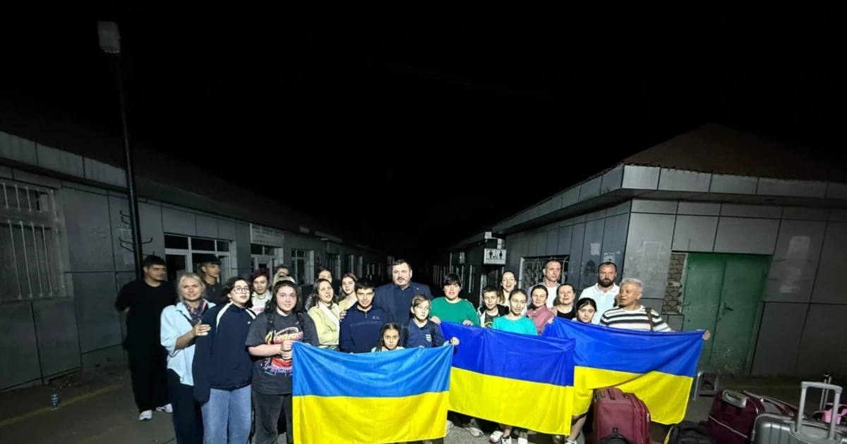 «Була жінка, яка написала, що їй треба заміж»: консули розповіли нові деталі евакуацій з Ізраїлю та Ірану Із Ірану евакуювали 31 громадянина України, з Ізраїлю – 133
